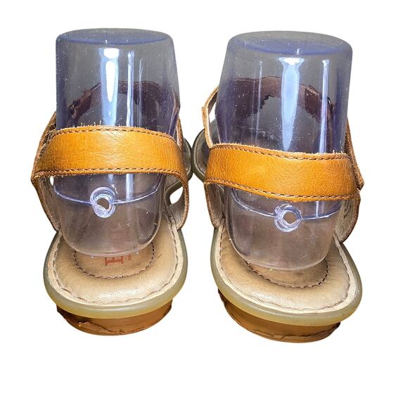 Born Yarrow Brown Leather Thong Strappy Sandal Size 9
Excellent Cushioned - Picture 5 of 8